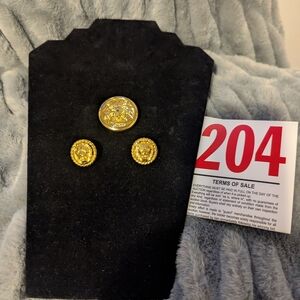 Lot 204 Ann Klein Lion Head Broch & Pierced Earrings.